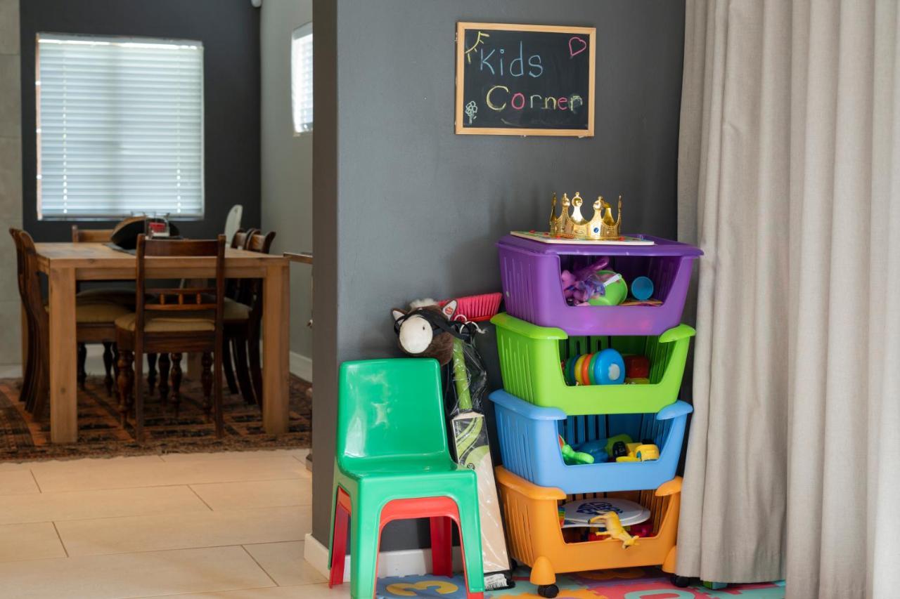 דלסטרום Rueby'S Guesthouse מראה חיצוני תמונה